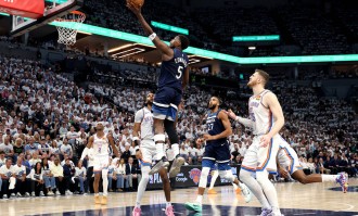 SGA季后赛新高雷霆不演了 森林狼双核为何抱团隐身？