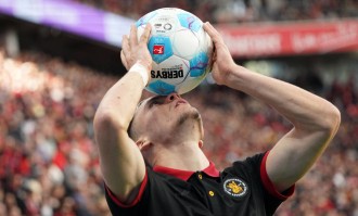 利物浦豪掷69亿引援，法兰克福锋霸埃基提克即将登陆英超？