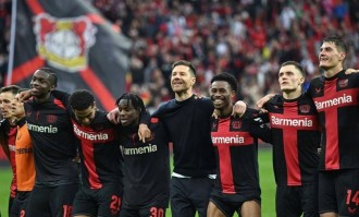 3天2亿3 核心，勒沃库森天崩重启，滕哈赫在德甲要沉沦？