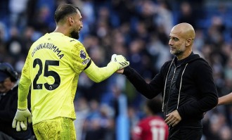 深一度｜当曼城洗心革面，曼联只有换帅？