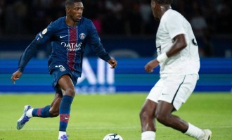 一场1-0让法甲霸主取得两连胜，法比安破门，9000万锋霸点球罚丢