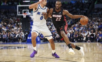 鲍威尔28+9班凯罗两双 小瓦格纳24分魔术胜热火