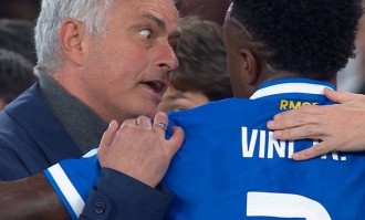 穆里尼奥引发热议！不偏袒弟子巧妙转移焦点，呼吁下一场全力以赴