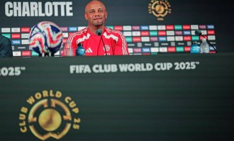 德甲球队拜仁慕尼黑主教练出席世俱杯赛前发布会
        
    德甲球队拜仁慕尼黑主教练出席世俱杯赛前发布会