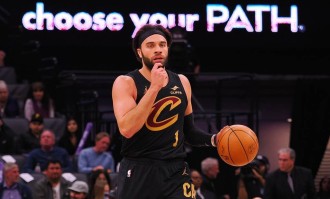 骑士神射遭遇左脚琼斯骨折 已手术并将缺席3-4个月