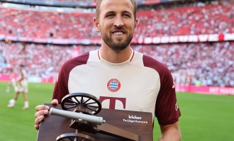 德甲大结局：拜仁夺冠，多特狂揽19分逆袭，凯恩卫冕金靴，汉堡升级