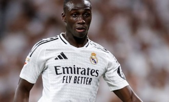 功勋悍将伤停6个月！皇马不想等了，或痛下杀手直接解约，太无情