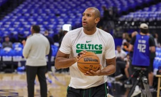 若霍福德加盟勇士 他将担任球队新赛季首发中锋