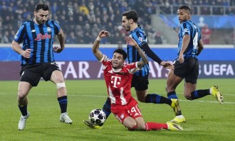 欧冠1-6,上下半场各丢3球,意甲第7惨败,拜仁一只脚已踏进八强大门